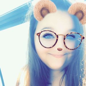 Meet your Posher, Casey